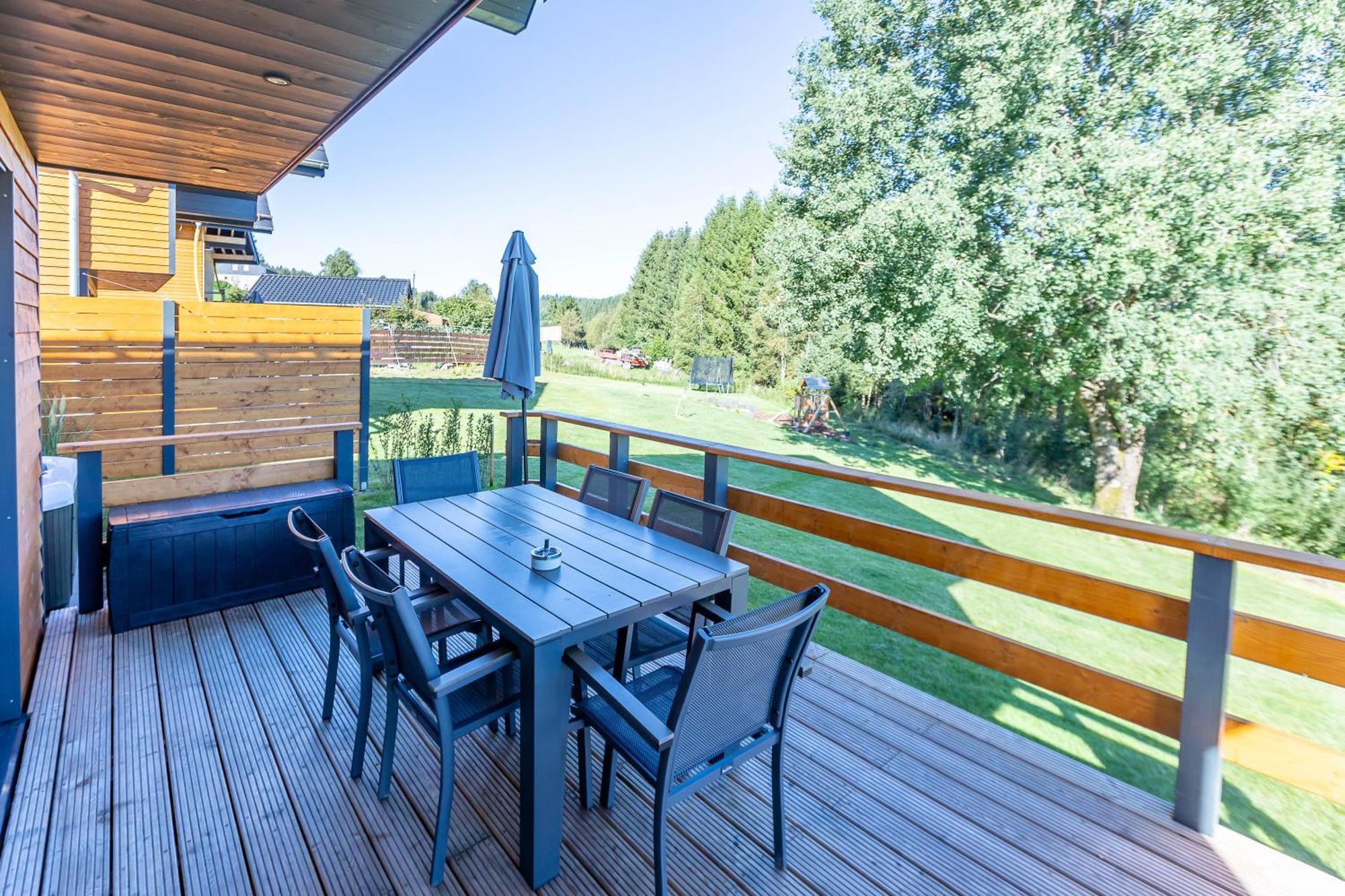Urlaub Am Schwarzbach Mit Sauna Und Whilpool Бутгенбах Екстериор снимка